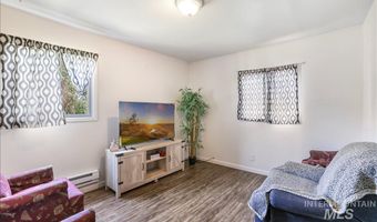 121 7th Ave S, Buhl, ID 83316