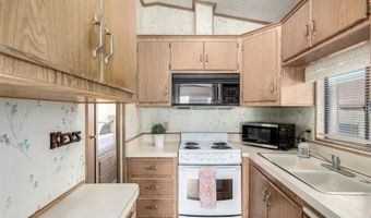 124 KAOLIN Dr, Apache Junction, AZ 85119