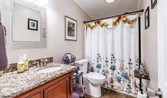 20 Chickadee Dr, Alfred, ME 04002
