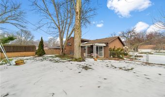129 Hidden Tree Ln, Amherst, OH 44001