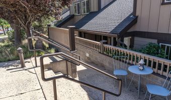 1949 NW Monterey Pines Dr UNIT 4, Bend, OR 97703