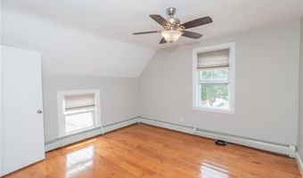 75 Gladstone St, Cranston, RI 02920
