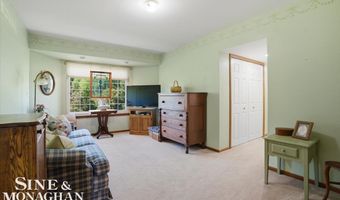 8892 Marr Rd, Almont, MI 48003