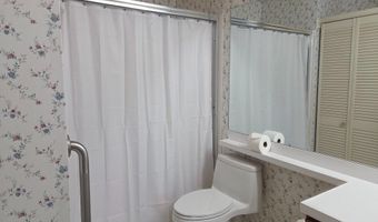 9 DOVE TREE Ct, Barnegat, NJ 08005