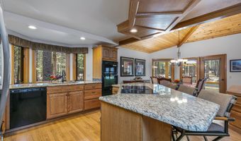 70250 Camaret GM 402, Black Butte Ranch, OR 97759