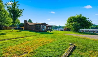 924 E Madison Ave, Athens, TN 37303