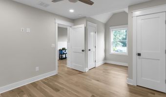 515 Atlantic Ave, Middletown, NJ 07748