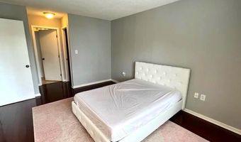 2111 WISCONSIN Ave NW #420, Washington, DC 20007