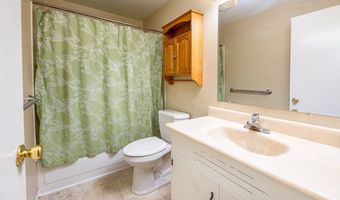 242 38TH St, Springfield, OR 97478