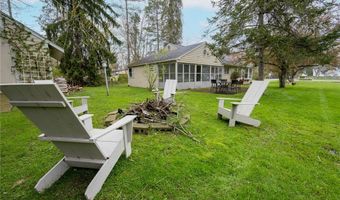 15 South Ln, Angola, NY 14006