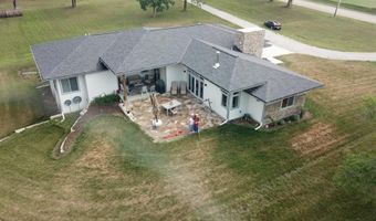 11 E 1100 Rd, Baldwin City, KS 66066