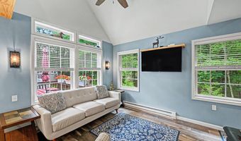 114 Caedman Dr, Albrightsville, PA 18210