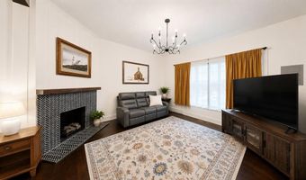 902 NW B St, Ardmore, OK 73401