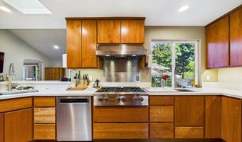 1002 Diamond Dr, Arcata, CA 95521