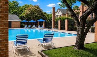 2584- B S ARLINGTON MILL Dr 2, Arlington, VA 22206