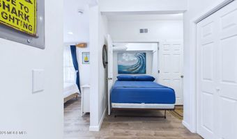 4 N Brighton Ave, Atlantic City, NJ 08401