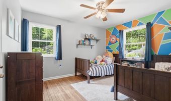 6812 LAMP POST Ln, Alexandria, VA 22306