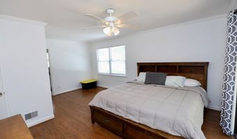 805 Mcrae Rd, Camden, SC 29020