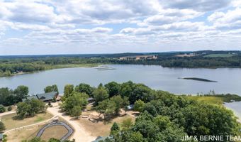 3235 Lakeview Dr, Allegan, MI 49010