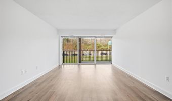 1300 ARMY NAVY Dr 124, Arlington, VA 22202