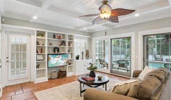 910 ALAMEDA St, Orlando, FL 32804