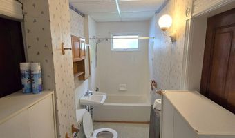 110 Washington St, Brattleboro, VT 05301