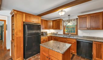 69 King Rd, Bedford, NH 03110
