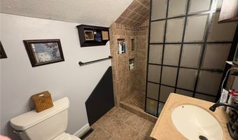 12096 Baumhart Rd, Amherst, OH 44001
