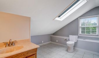 3201 N PERSHING Dr, Arlington, VA 22201