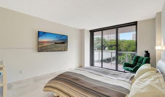 4000 Island Blvd L-2, Aventura, FL 33160