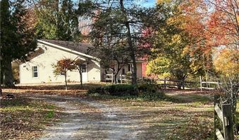 1194 Van Winkle Dr, Ashtabula, OH 44004