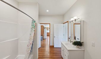 87372 LOIS Ln, Bandon, OR 97411