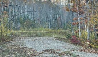 15 Bowling Green Ln, Belfast, ME 04915