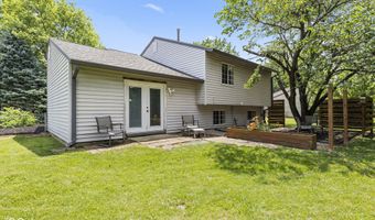 8536 Friendship Ln, Indianapolis, IN 46217