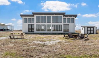 232 Hcr 2302, Abbott, TX 76621