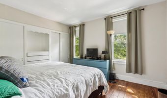 43 E HENRY St, Palmyra, NJ 08065