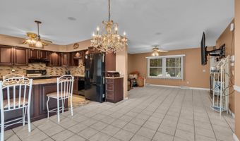 325 Spar Ave, Beachwood, NJ 08722