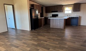 412 Lake Dr, Albany, KY 42602