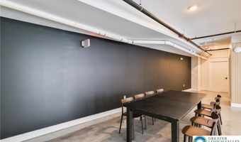 207 N Front St Office, Allentown, PA 18102