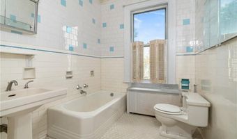 74 Highland St, Woonsocket, RI 02895