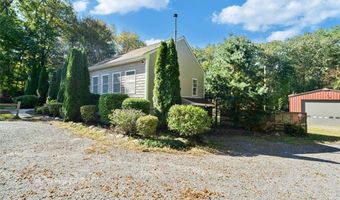 77 Tourtellot Hill Rd, Glocester, RI 02814
