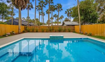 340 9TH St, Atlantic Beach, FL 32233