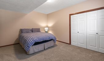 1346 Fairway Cir, Ashland, NE 68003