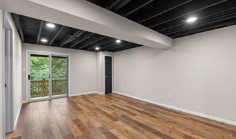 178 Cascade Circle Dr, Ballwin, MO 63021