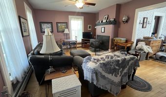 18 Carver St, Brandon, VT 05733