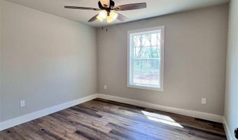 253 Peterson Ave, Auburn, KY 42206