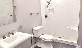 72 Sutton Pl, Avondale Estates, GA 30002