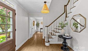 1811 Manor Mill Rd, Charlotte, NC 28226