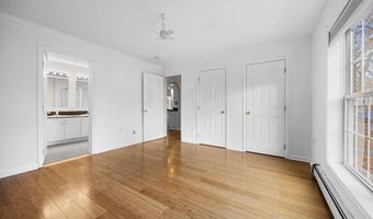 202 Pearl St, Bangor, ME 04401