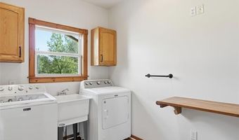 7271 Ray Rd, Argentine, MI 48473